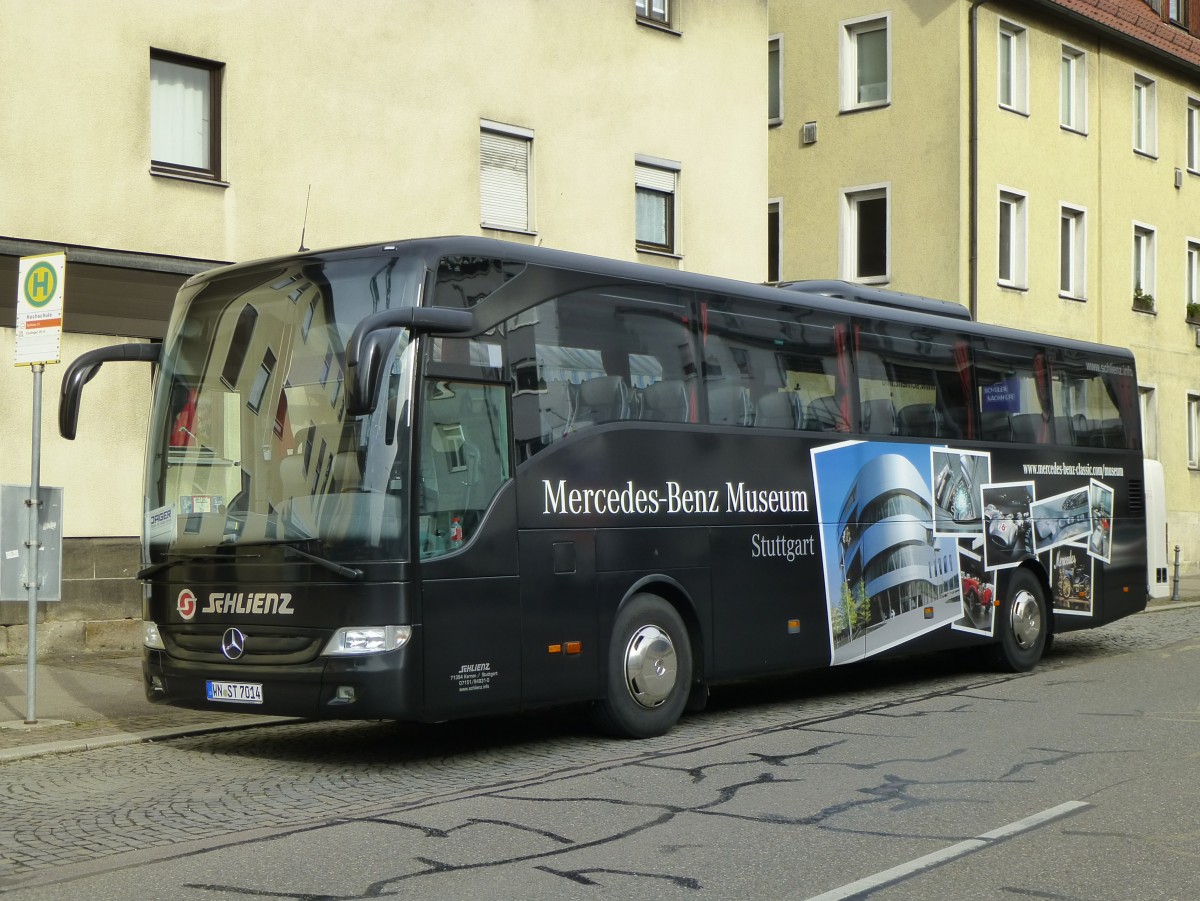 Mercedes Tourismo  Schlienz  mit Werbung für das Daimler-Museum, Esslingen 18.02.2014