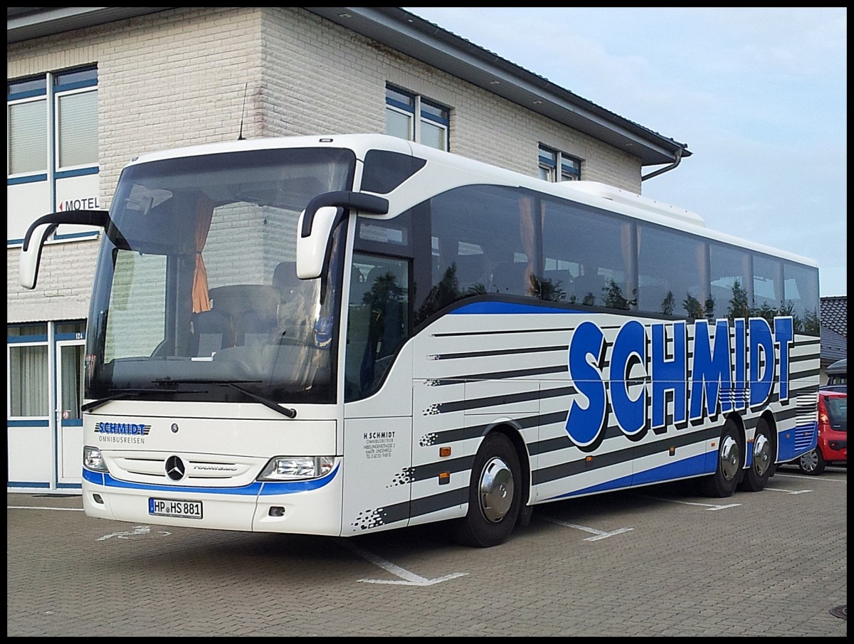 Mercedes Tourismo von Schmidt aus Deutschland im Gewerbegebiet Sassnitz am 20.05.2013