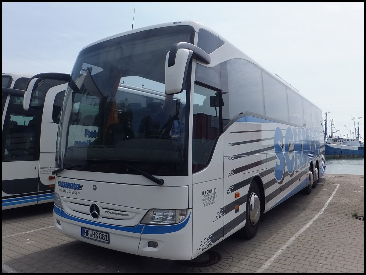 Mercedes Tourismo von Schmidt aus Deutschland im Stadthafen Sassnitz am 01.06.2013