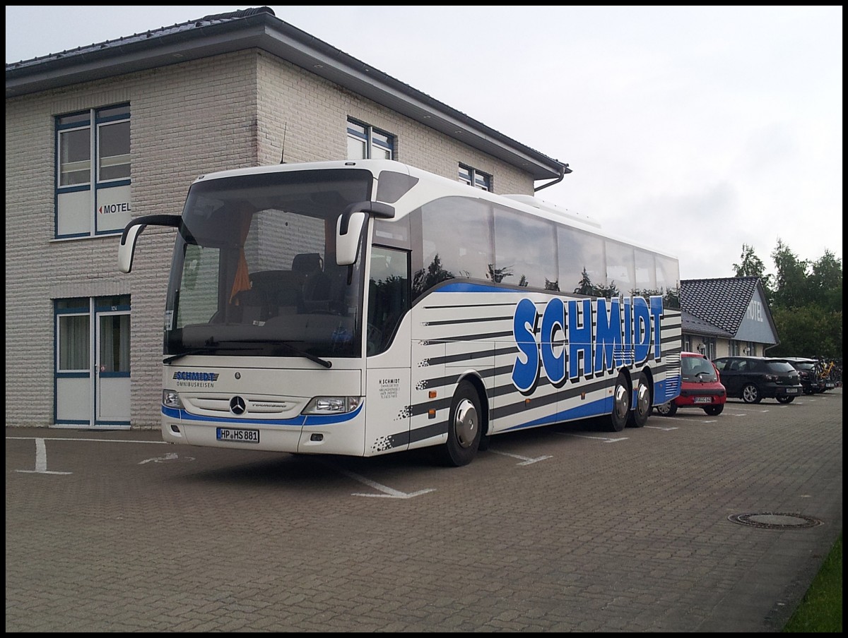 Mercedes Tourismo von Schmidt aus Deutschland im Gewerbegebiet Sassnitz am 02.06.2013