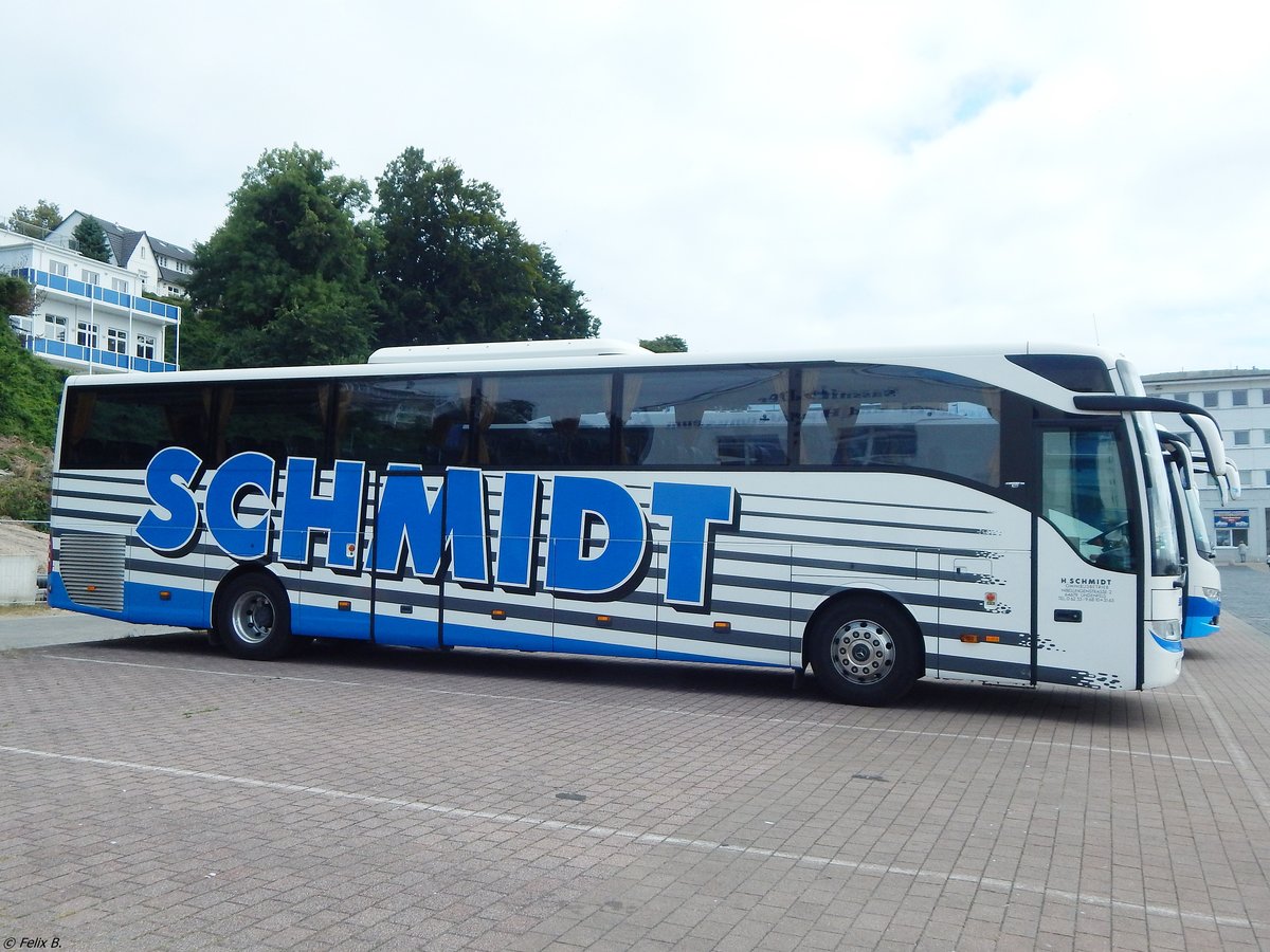 Mercedes Tourismo von Schmidt aus Deutschland im Stadthafen Sassnitz am 14.07.2018
