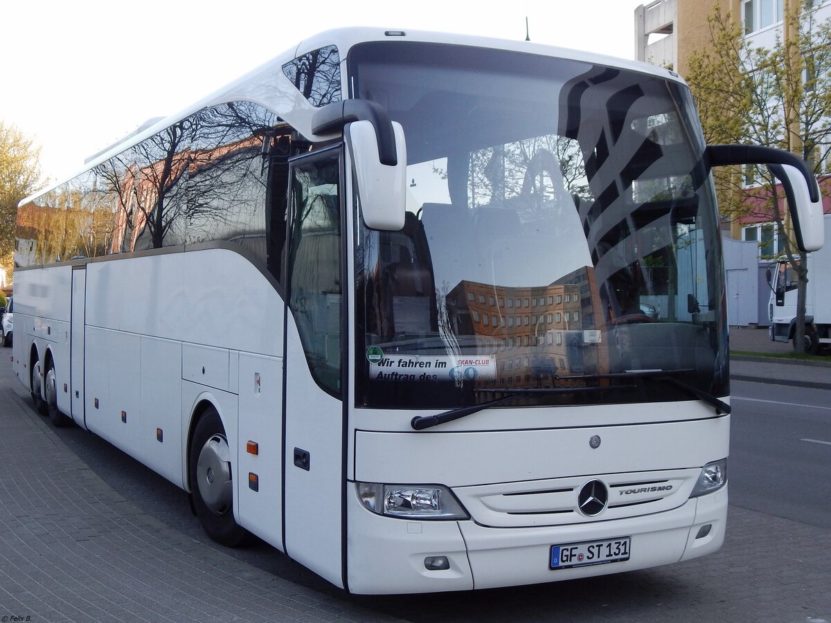Mercedes Tourismo von Skan-Tours aus Deutschland in Neubrandenburg am 17.04.2019