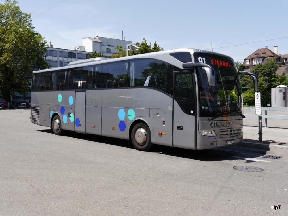 Mercedes Tourismo in der Stadt Zürich am 19.07.2014