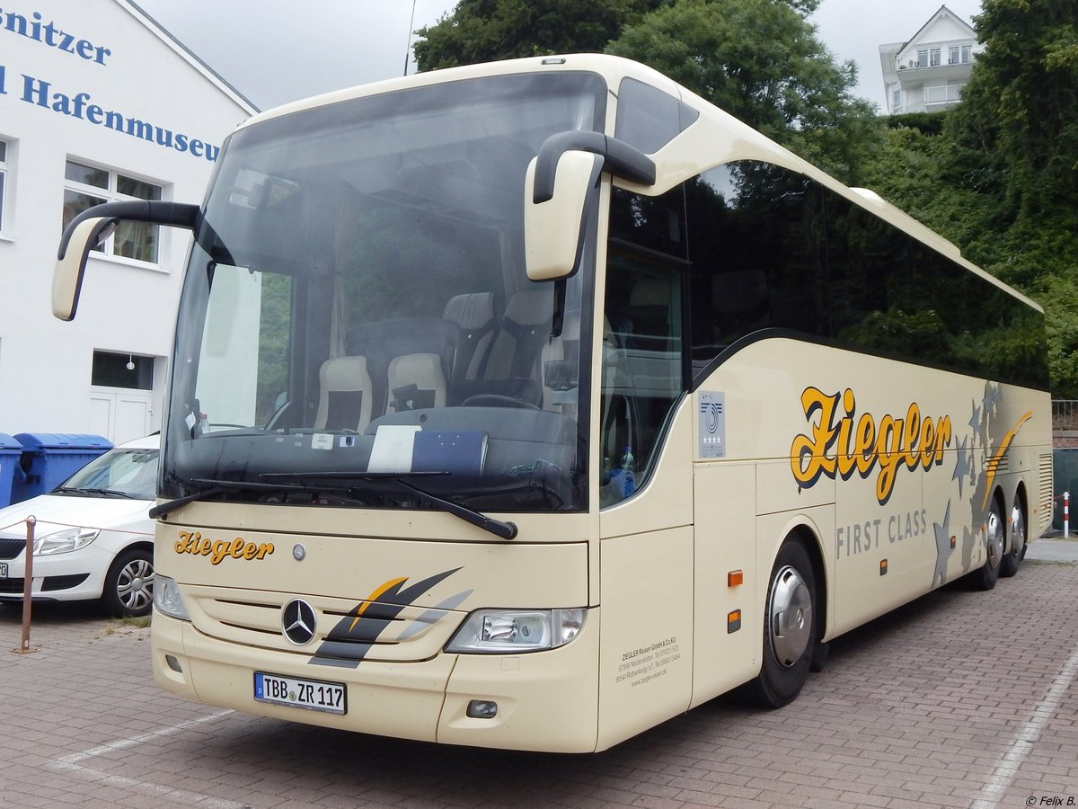 Mercedes Tourismo von Ziegler aus Deutschland im Stadthafen Sassnitz am 19.06.2016