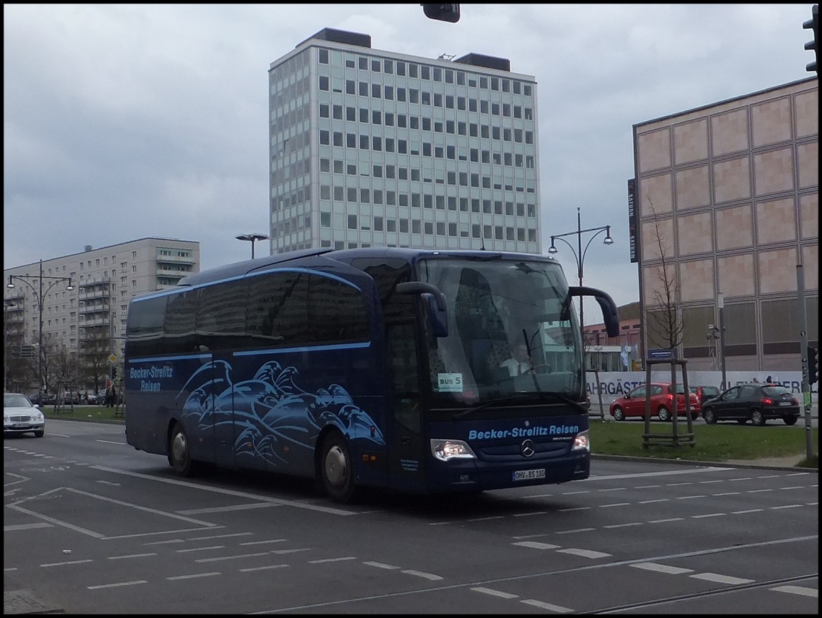 Mercedes Travego von Becker-Strelitz Reisen aus Deutschland in Berlin am 23.04.2013
