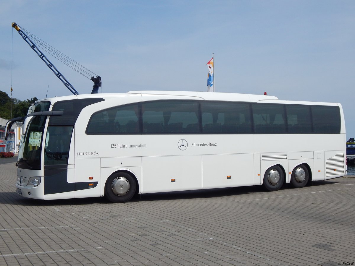 Mercedes Travego von Heike Bös aus Deutschland im Stadthafen Sassnitz am 26.08.2017