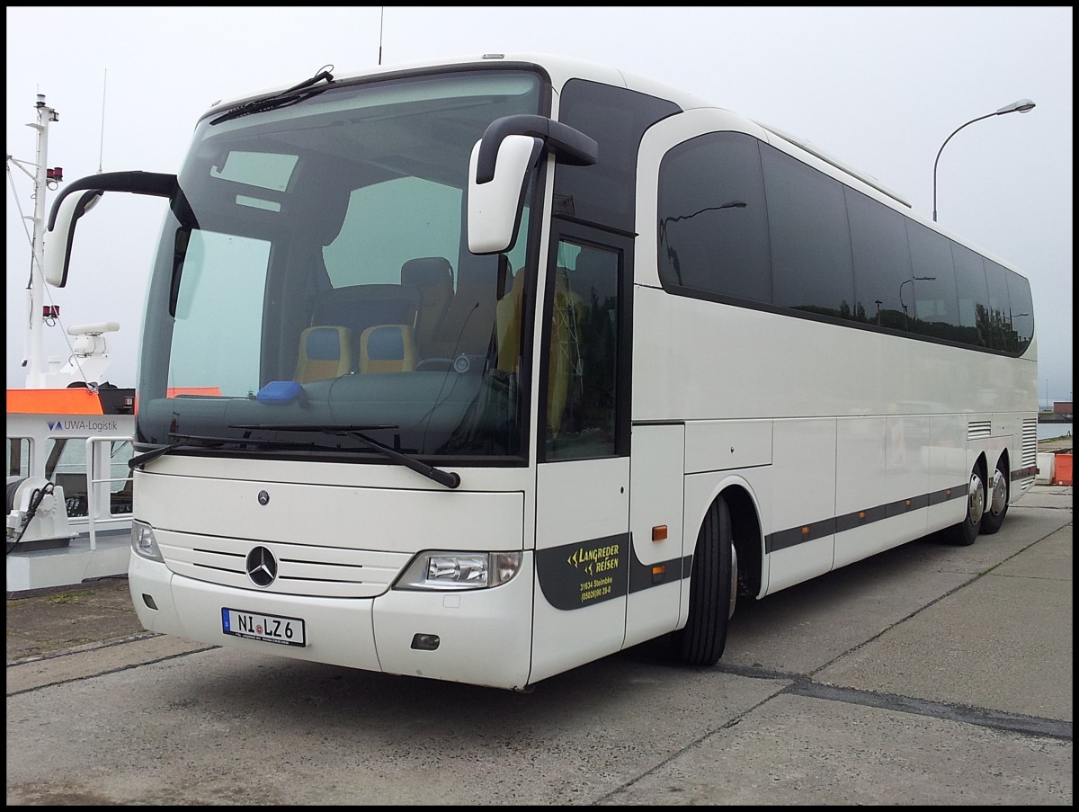 Mercedes Travego von Langreder Reisen aus Deutschland im Stadthafen Sassnitz am 02.06.2013