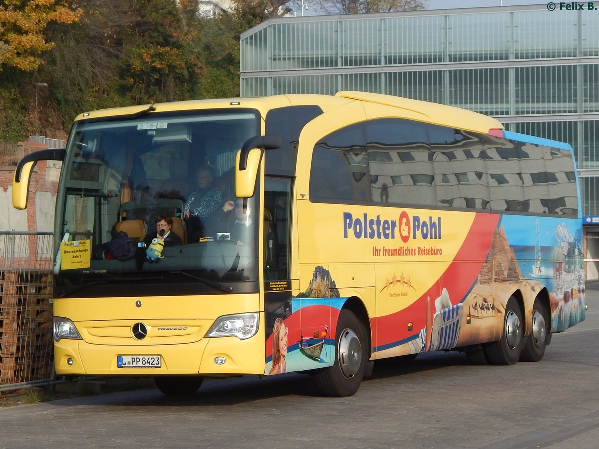 Mercedes Travego von Polster & Pohl aus Deutschland im Stadthafen Sassnitz am 31.10.2015