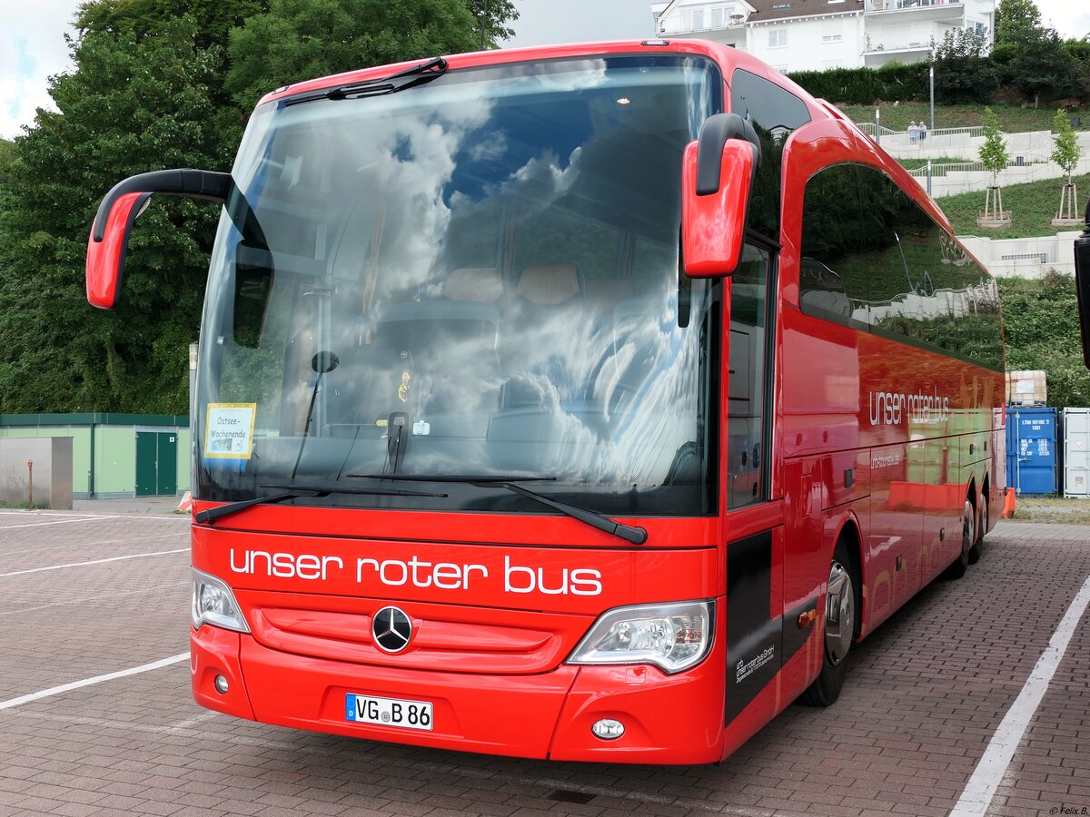 Mercedes Travego von URB aus Deutschland im Stadthafen Sassnitz am 23.08.2020