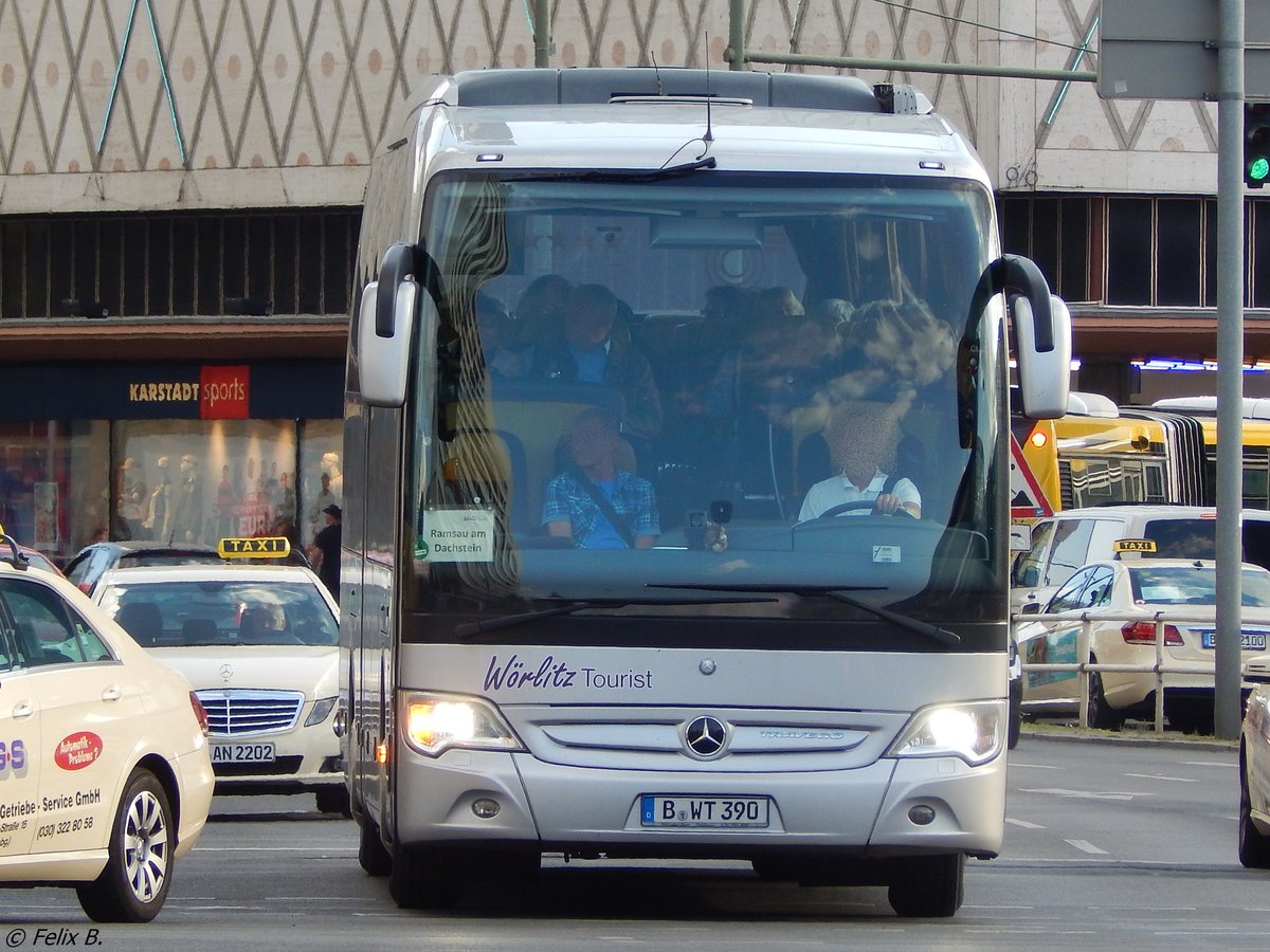 Mercedes Travego von Wörlitz Tourist aus Deutschland in Berlin am 09.06.2016