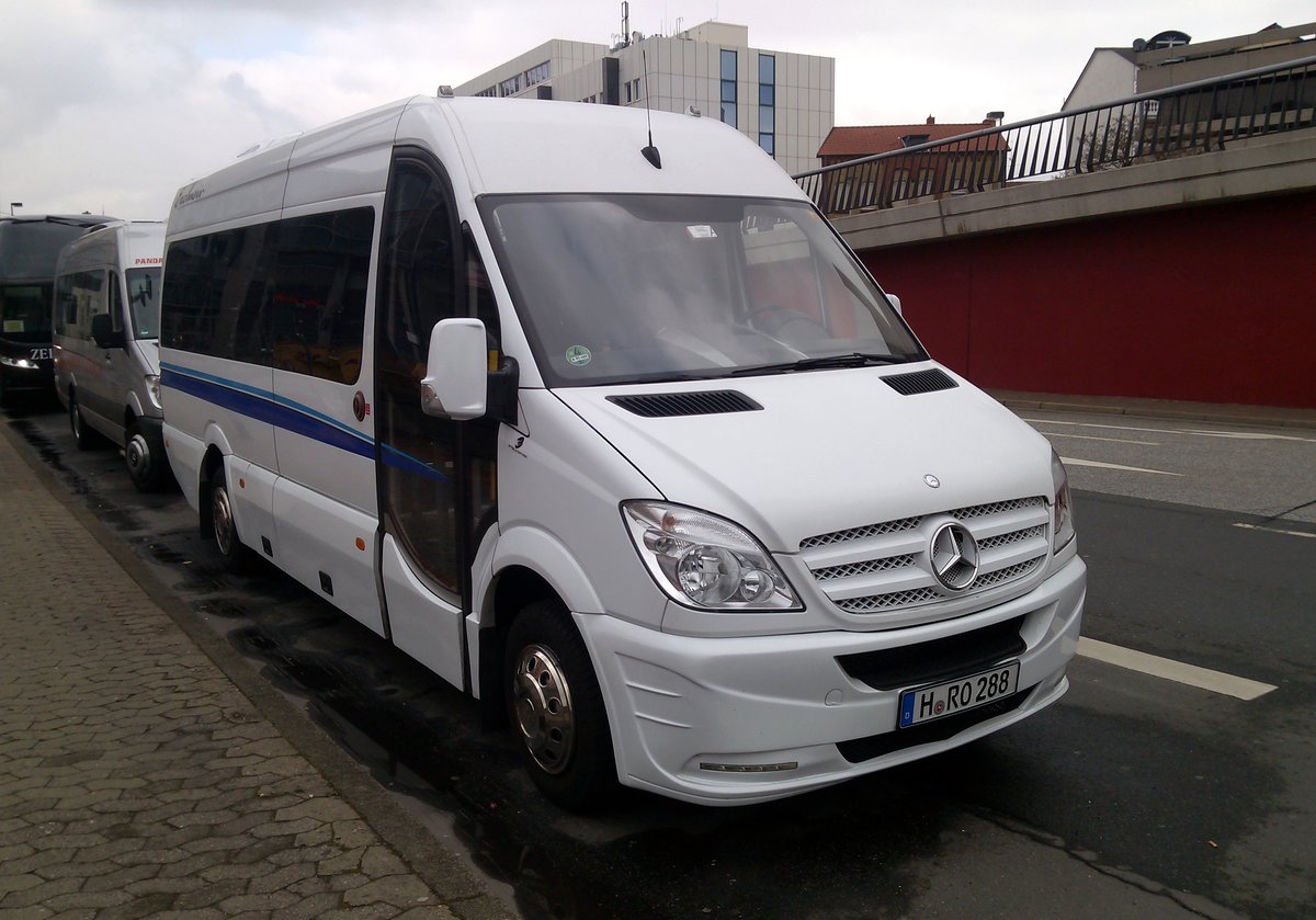 Merdeces-Benz Sprinter Mini-coach VIP aufgenommen am 19.03.2016 in Hannover