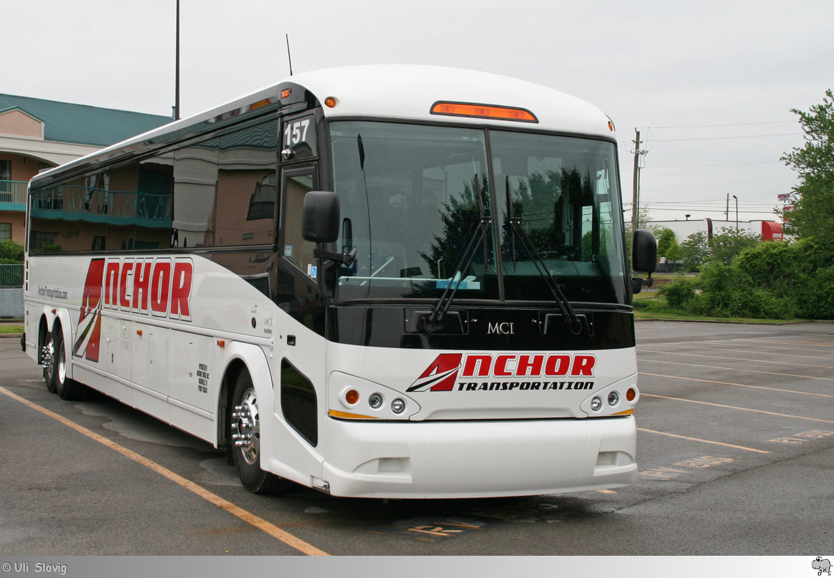 Motor Coach Industries (MCI) J 4505  Anchor Transportation . Aufgenommen am 19. Mai 2016 in Murfreesboro, Tennessee / USA.