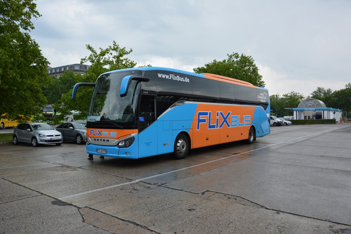 MTK-BW 970 als FlixBus nach Freiburg. Aufgenommen am 08.07.2014 ZOB Berlin.