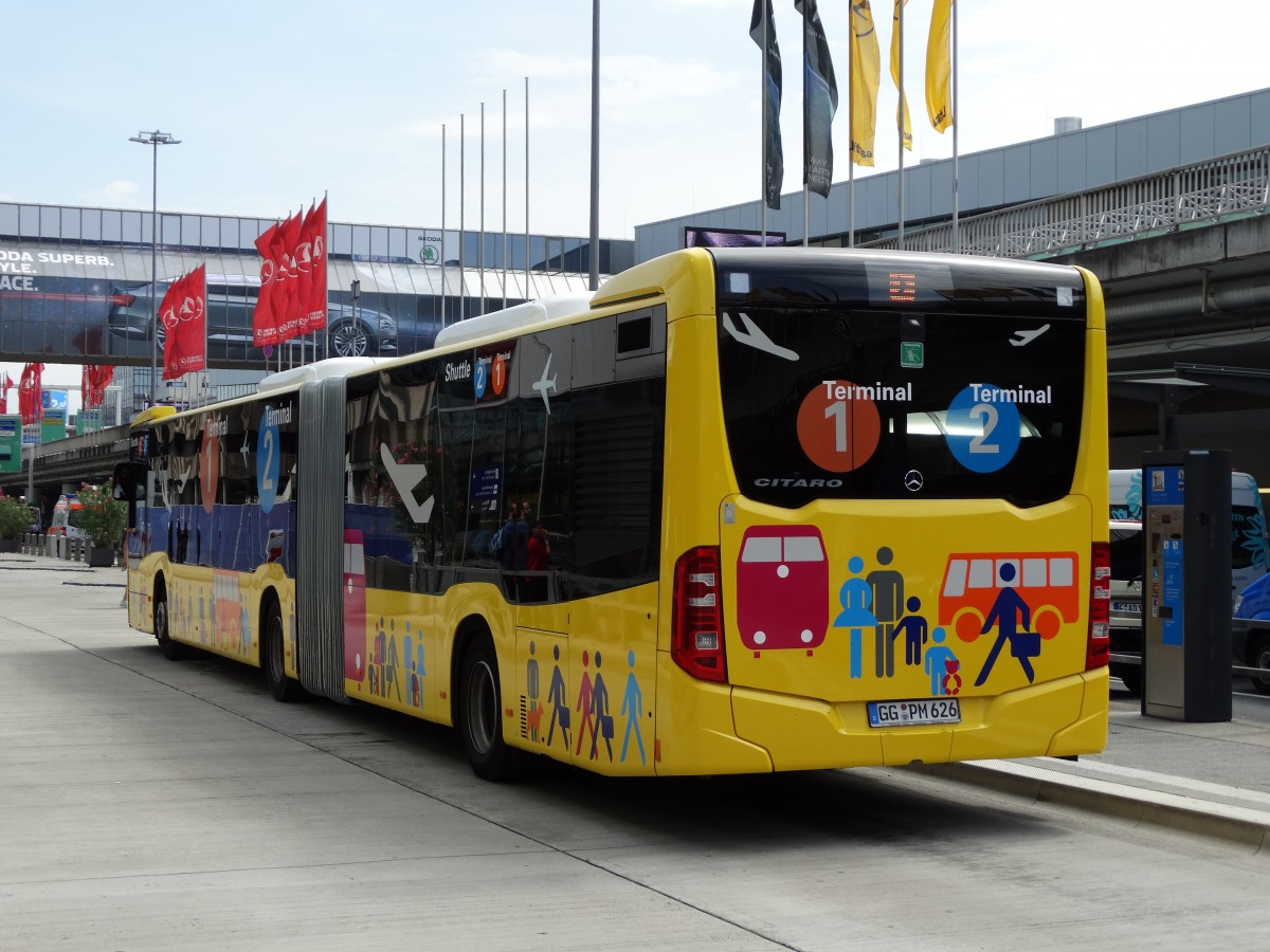 Müller Reisen Riedstadt Mercedes Benz Citaro C2 G Terminal Shuttle am 18.07.15 in Frankfurt am Main Flughafen 