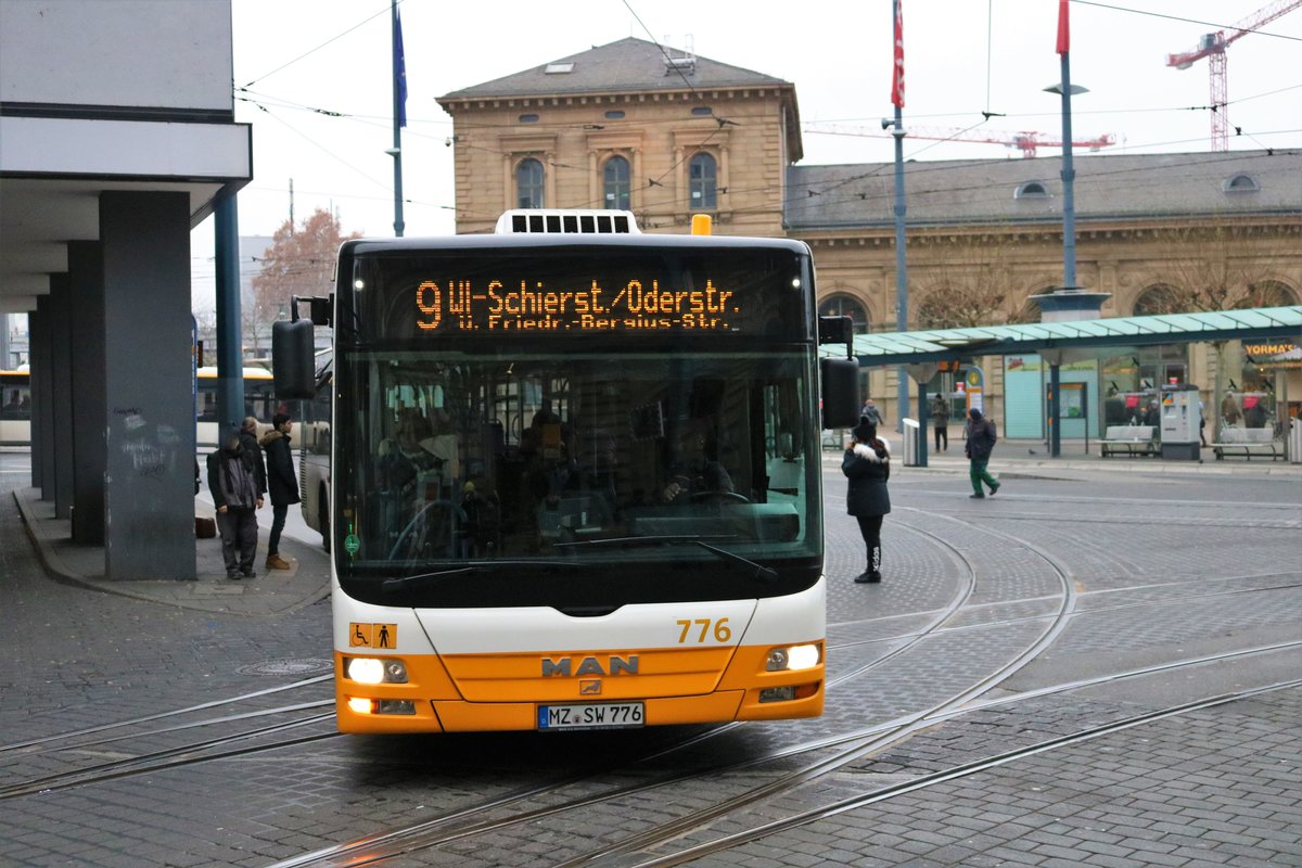MVG MAN Lions City G Wagen 776 am 28.12.18 in Mainz Hbf