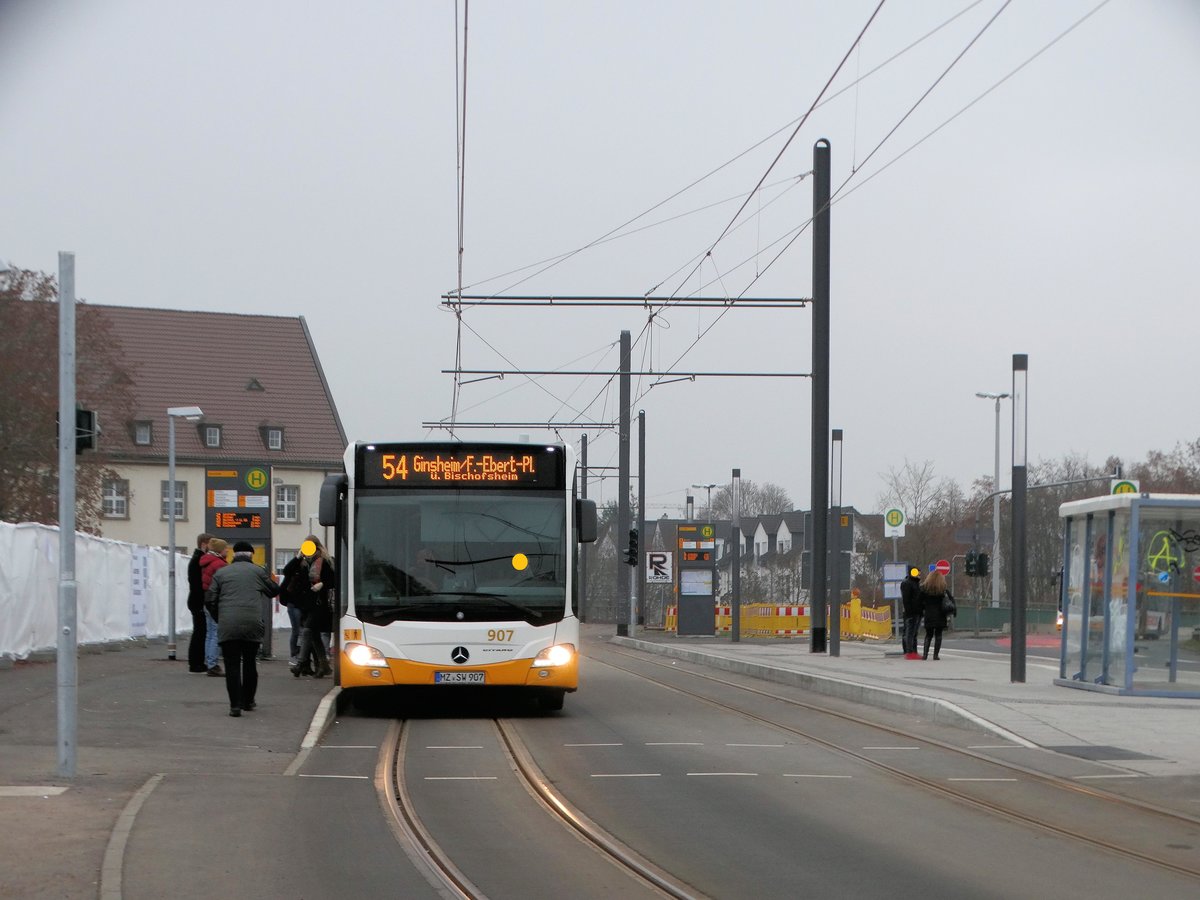 MVG Mercedes Benz Citaro 2 (Euro 6) G Wagen 907 am 17.12.16 in Mainz Universität