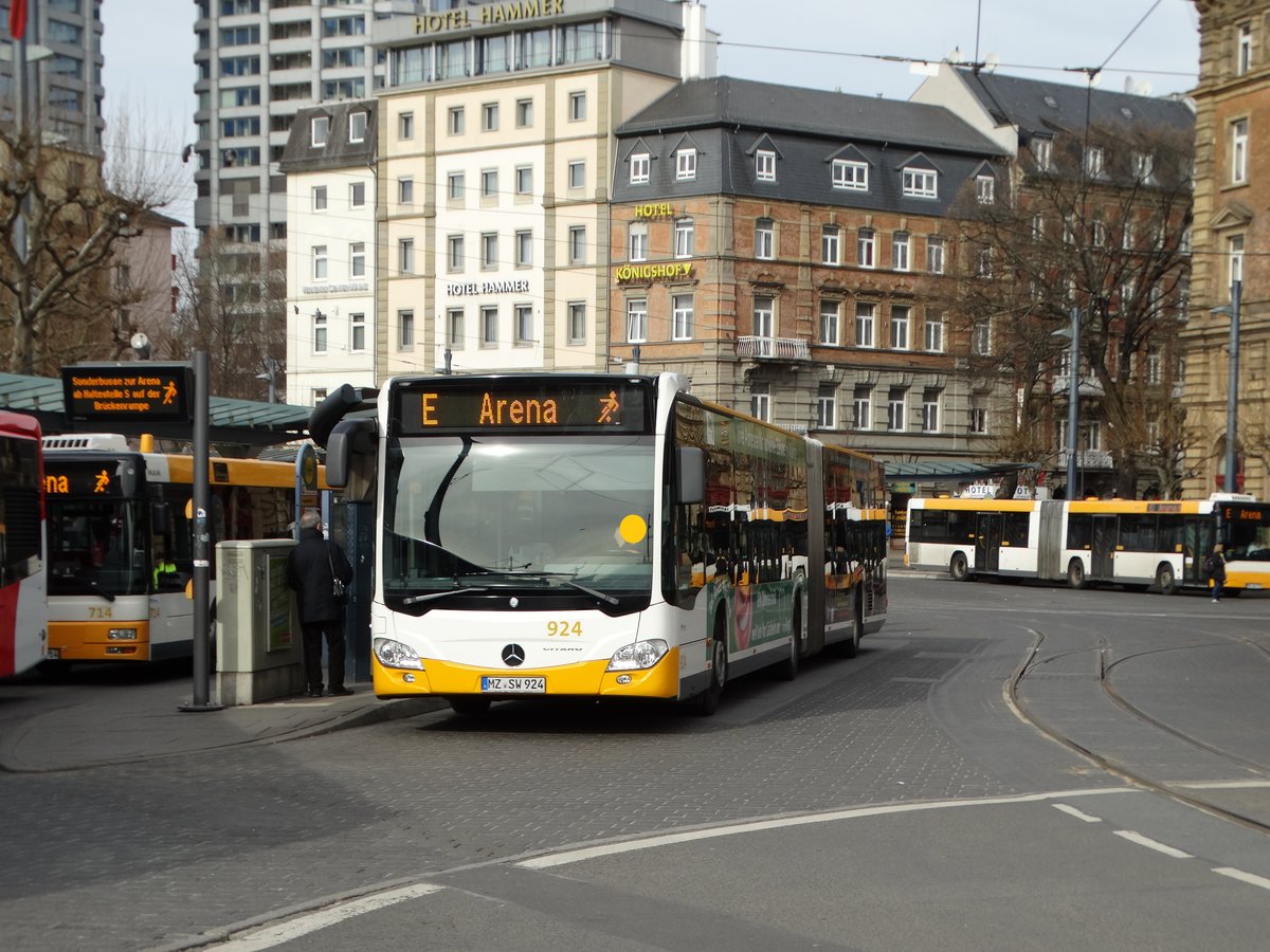 MVG Mercedes Benz Citaro 2 G Wagen 924 am 04.03.17 als Arena Linie zum Mainz 05 Fußballspiel