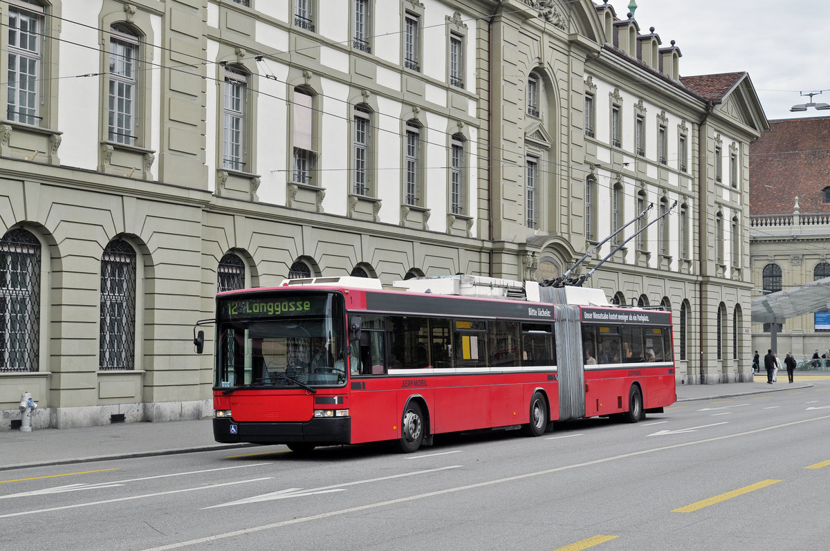NAW Hess Trolleybus 1, auf der Linie 12, fährt Richtung Bubenbergplatz. Die Aufnahme stammt vom 09.06.2017.