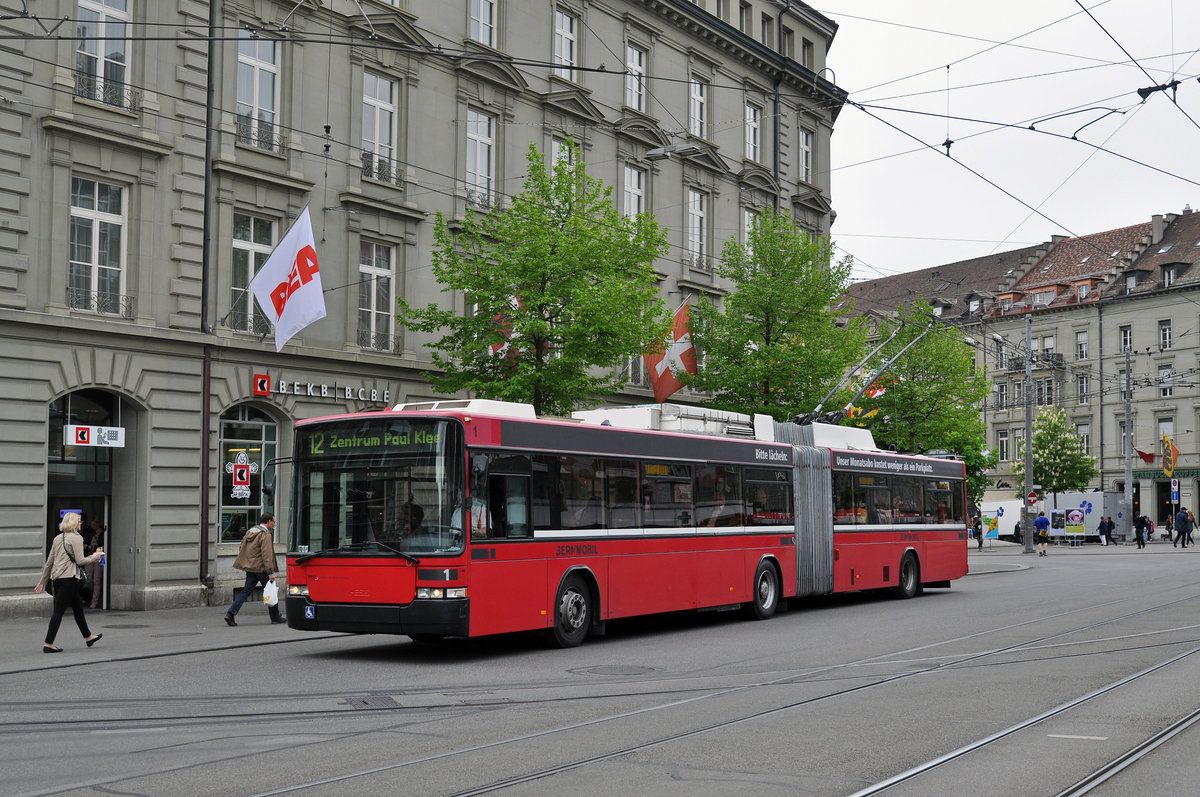 NAW Trolleybus 1, auf der Linie 12, beim Bubenbergplatz. Die Aufnahme stammt vom 09.05.2016.