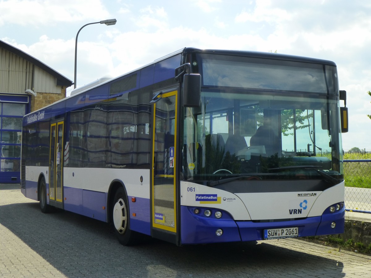 Neoplan Centroliner Evolution N 4516  Palatina Bus , Edenkoben/Pfalz 18.05.2014
