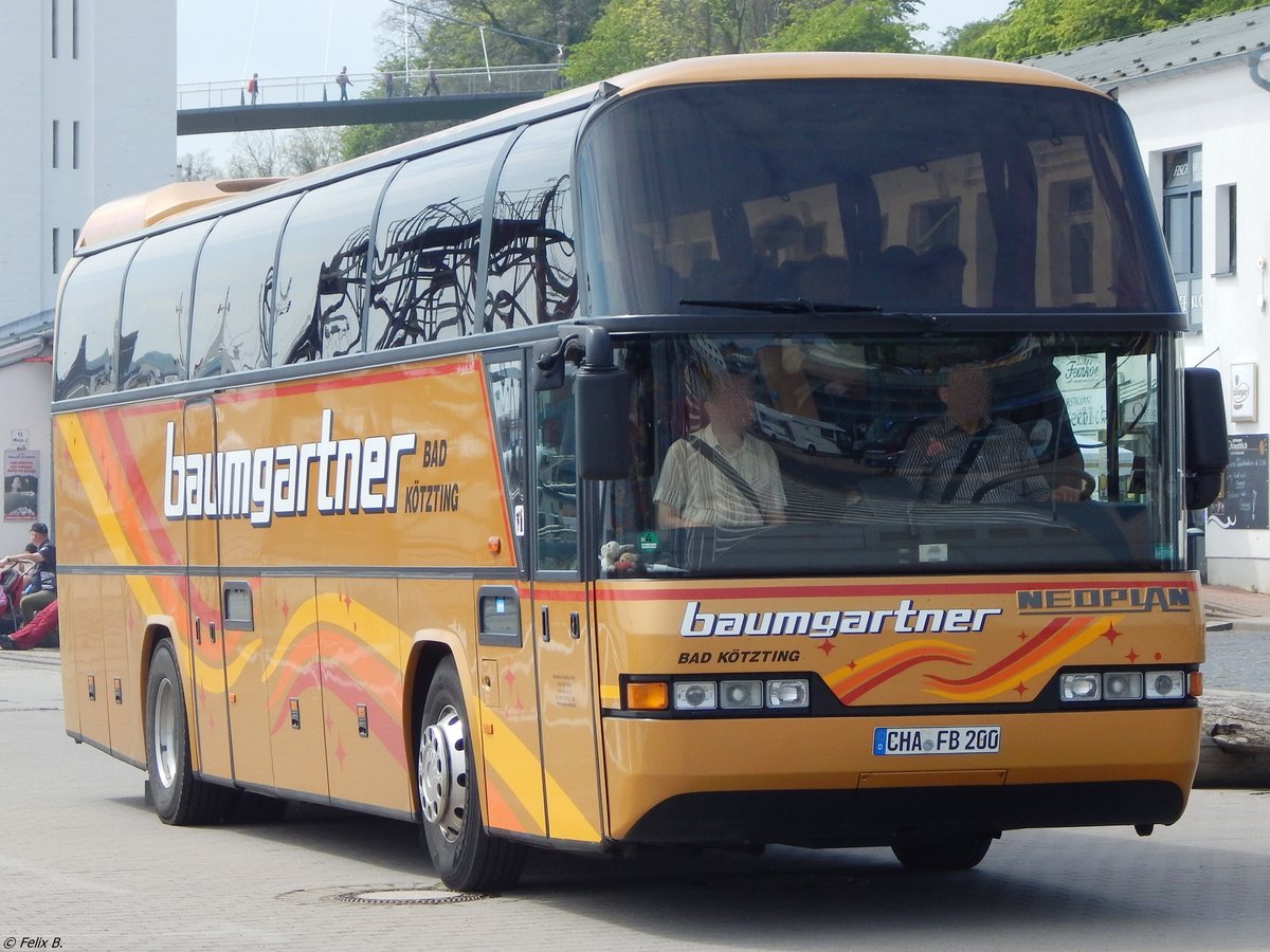 Neoplan Cityliner von Baumgartner aus Deutschland im Stadthafen Sassnitz am 19.05.2016