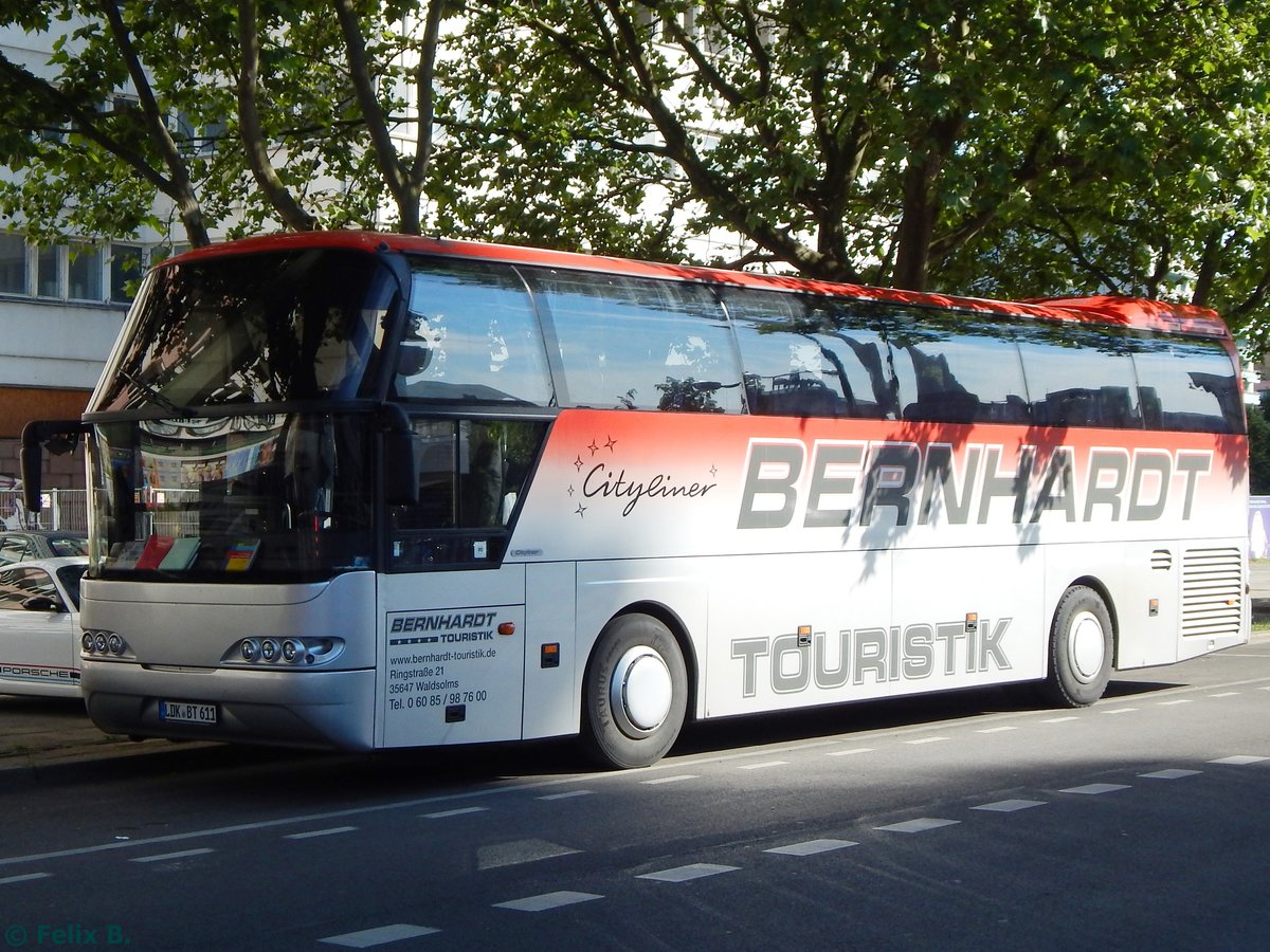 Neoplan Cityliner von Bernhardt Touristik aus Deutschland (ex Benninghoff/D) in Berlin am 07.06.2016