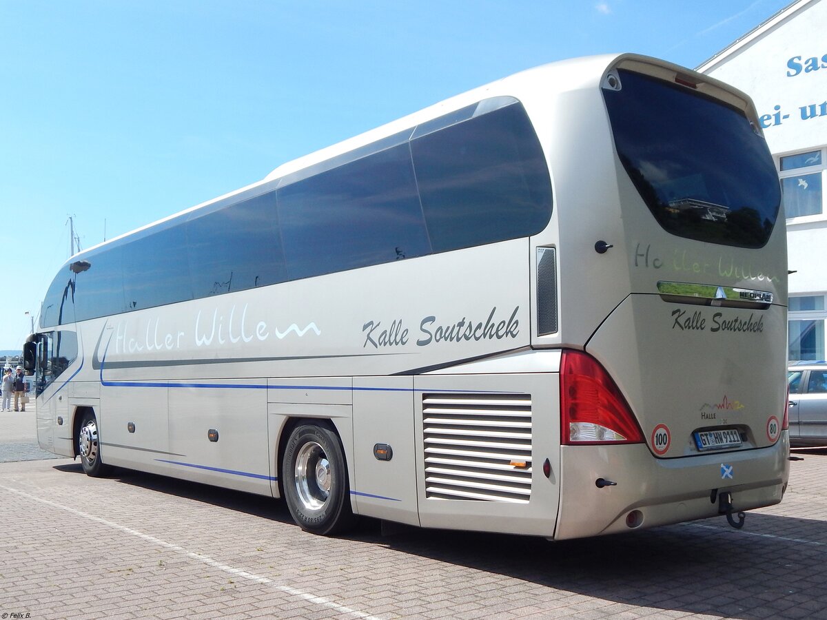 Neoplan Cityliner von Haller Willem Busreisen aus Deutschland im Stadthafen Sassnitz am 09.06.2019