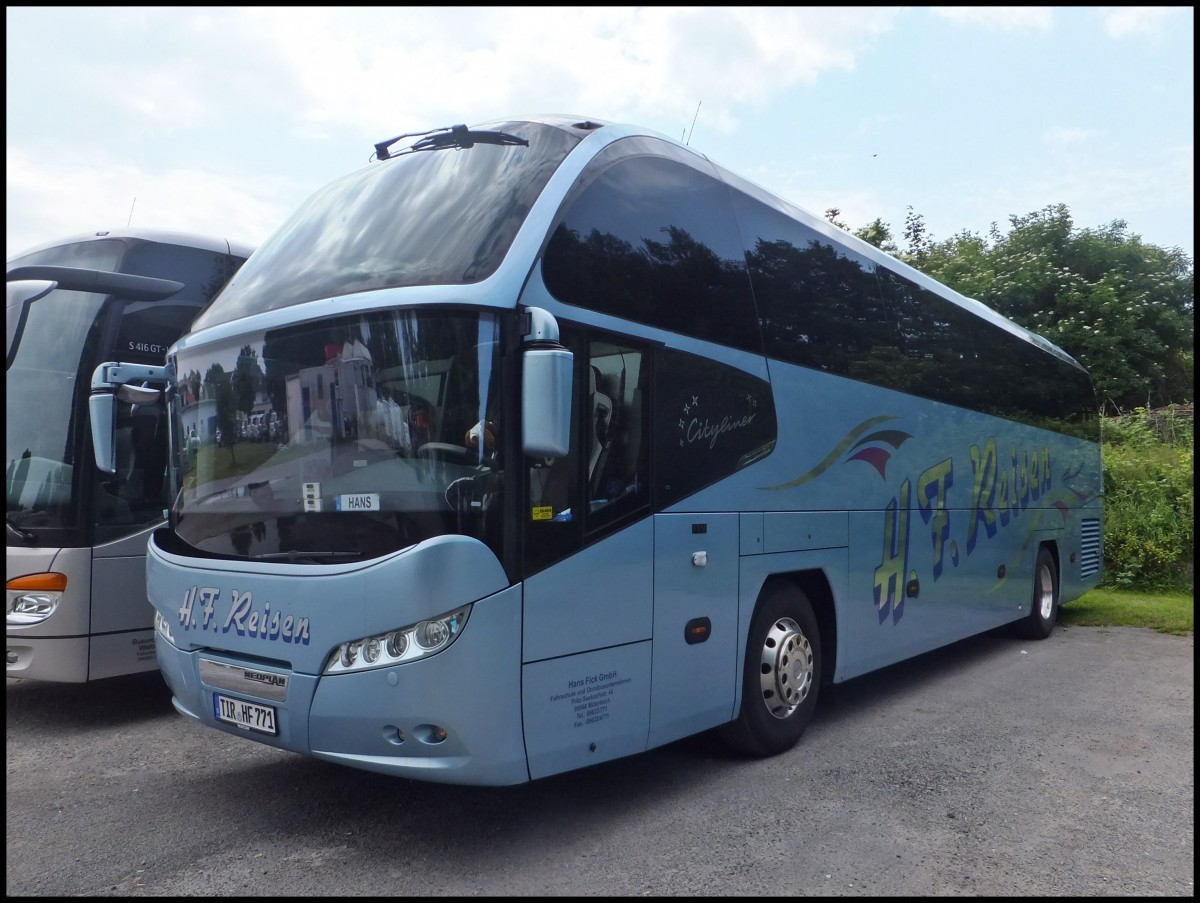 Neoplan Cityliner von H.F. Reisen aus Deutschland in Binz am 28.06.2013