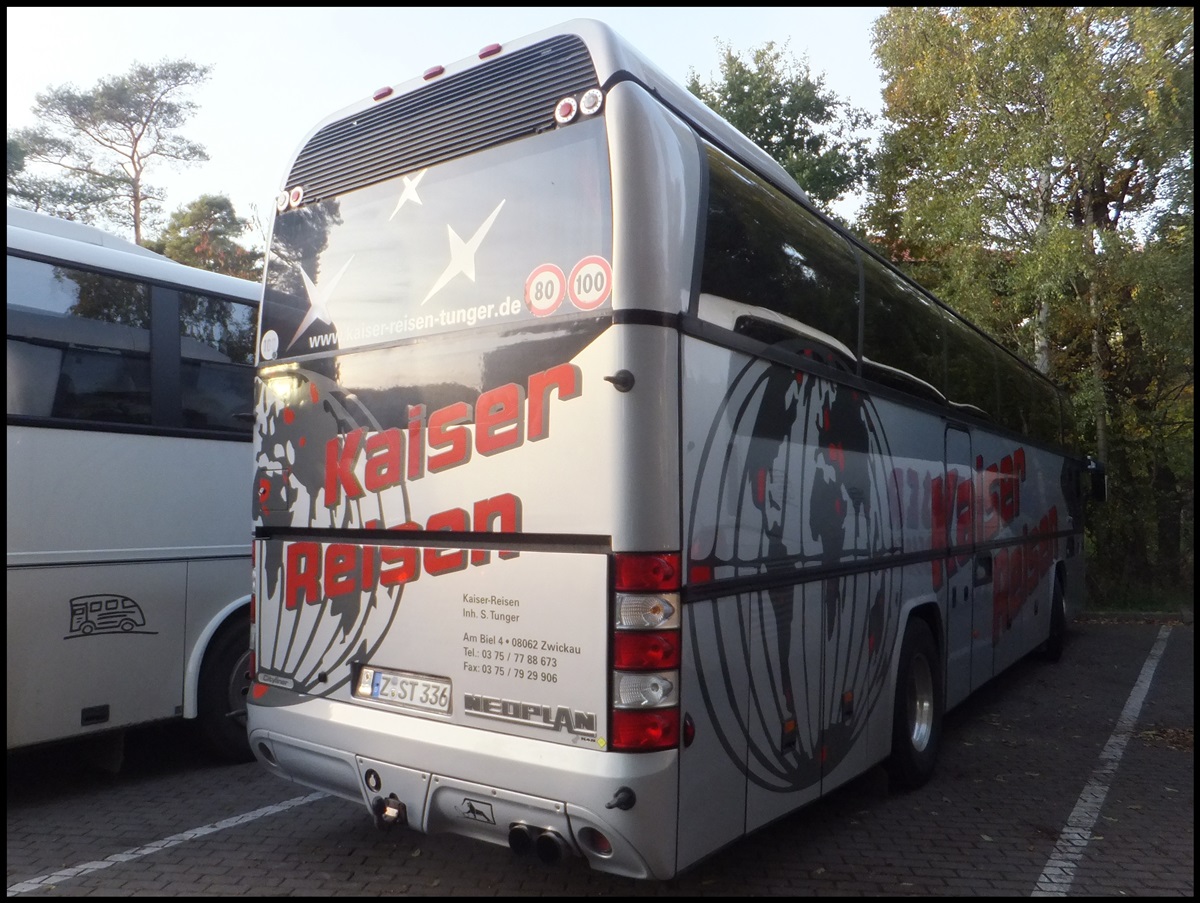 Neoplan Cityliner von Kaiser Reisen aus Deutschland in Binz am 22.10.2013