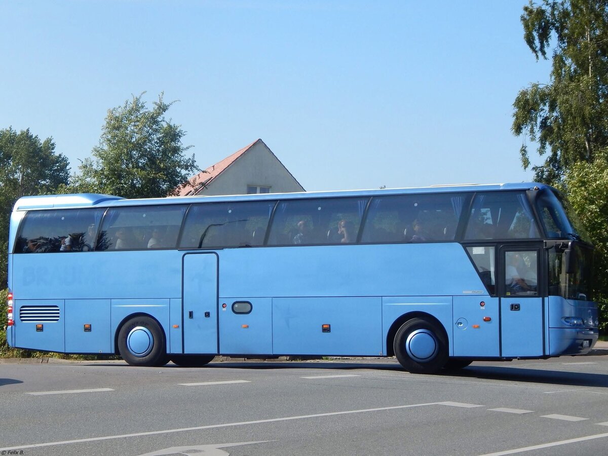 Neoplan Cityliner von Klein Reisen (ex Braumüller) aus Deutschland in Sassnitz am 22.08.2015