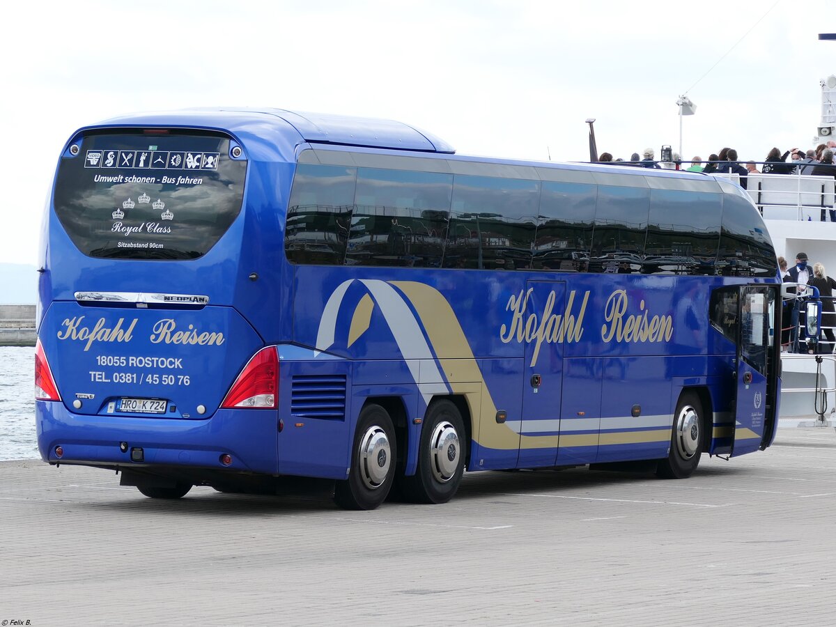 Neoplan Cityliner von Kofahl Reisen aus Deutschland im Stadthafen Sassnitz am 23.08.2020