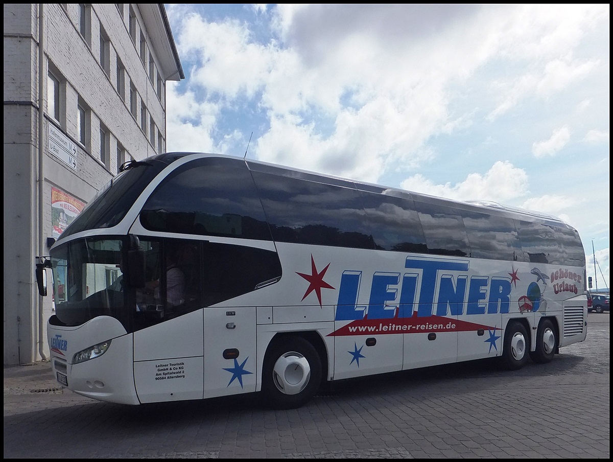 Neoplan Cityliner von Leitner aus Deutschland im Stadthafen Sassnitz am 24.08.2013