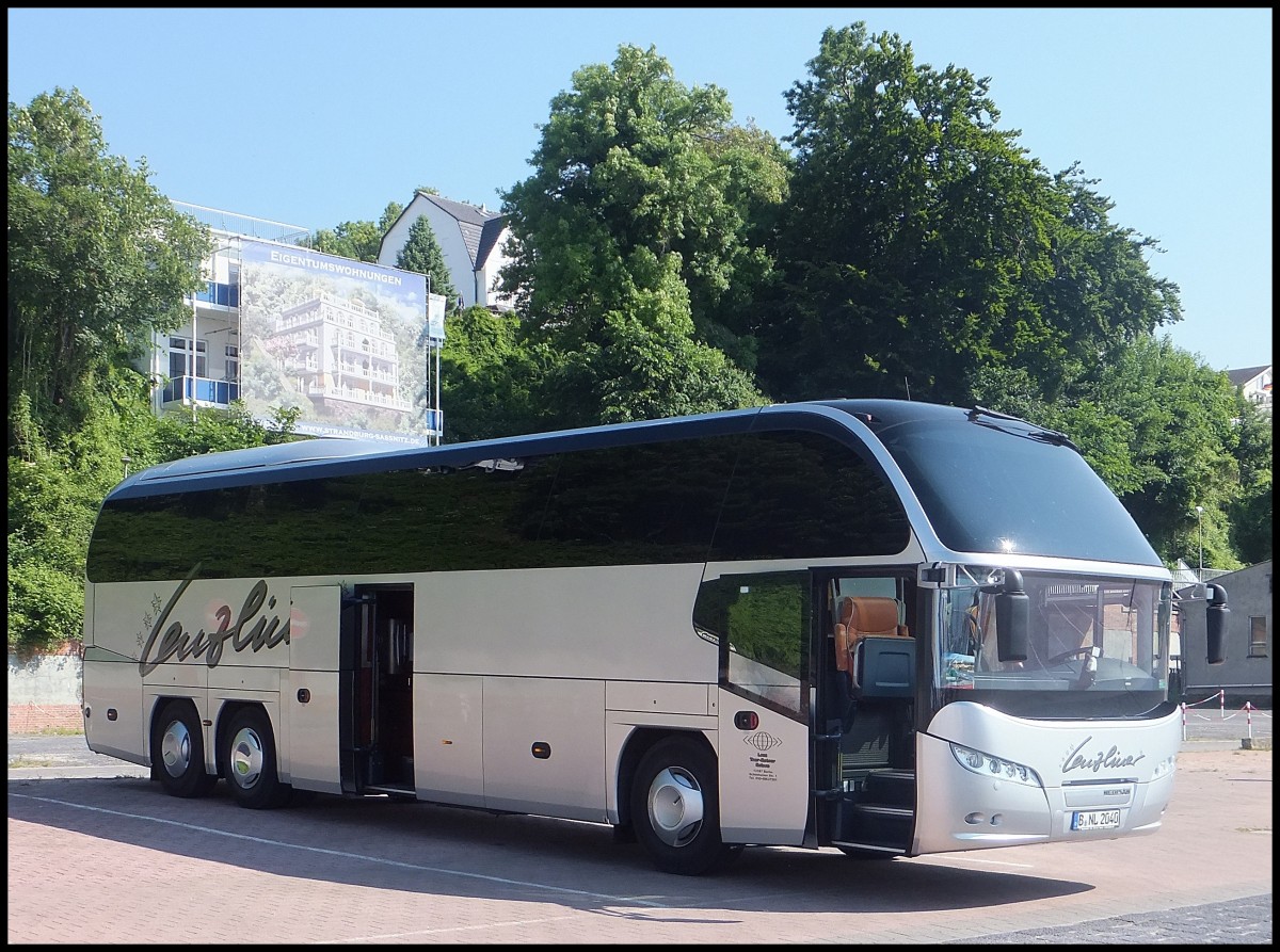 Neoplan Cityliner von Lenzliner aus Deutschland im Stadthafen in Sassnitz am 15.06.2013