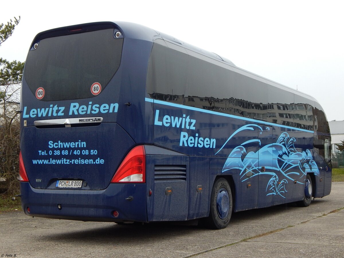 Neoplan Cityliner von Lewitz-Reisen aus Deutschland in Neubrandenburg am 26.03.2019