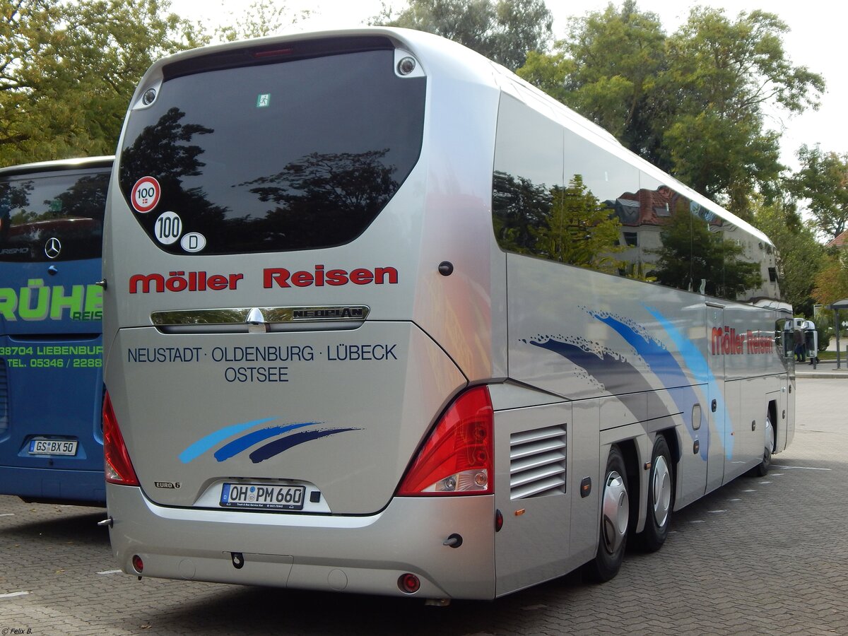 Neoplan Cityliner von Möller Reisen aus Deutschland in Waren am 15.09.2019