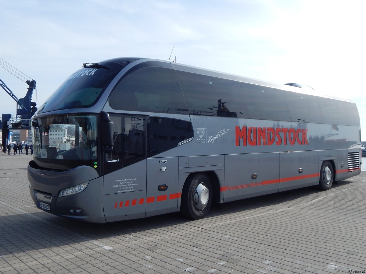 Neoplan Cityliner von Mundstock aus Deutschland im Stadthafen Sassnitz am 27.03.2016
