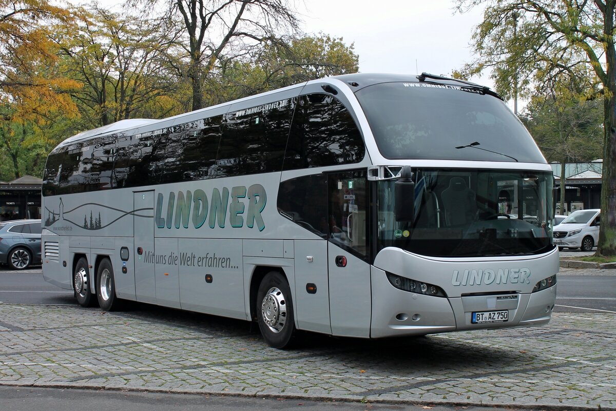 Neoplan Cityliner_ Omnibus Lindner GmbH_ Berlin im Oktober 203.