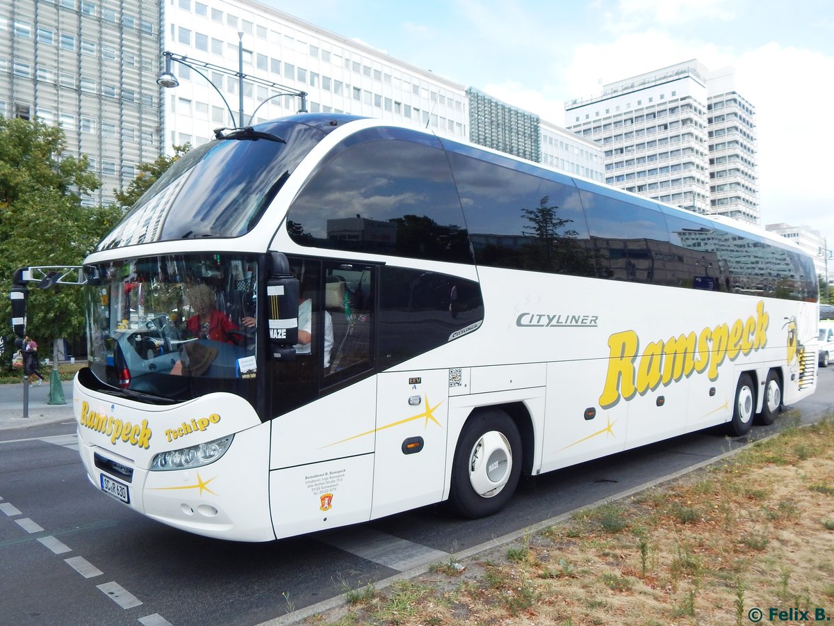 Neoplan Cityliner von Ramspeck aus Deutschland in Berlin am 24.08.2015