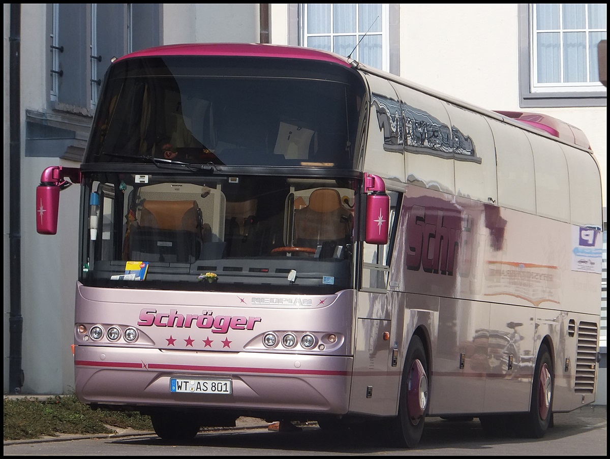 Neoplan Cityliner von Schrger aus Deutschland in Sassnitz am 22.08.2013