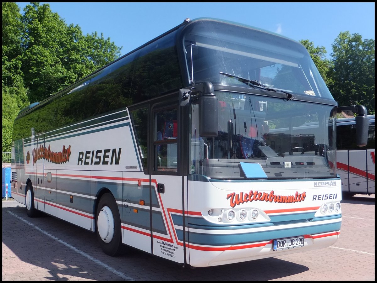 Neoplan Cityliner von Weltenbummler aus Deutschland im Stadthafen Sassnitz am 25.05.2014