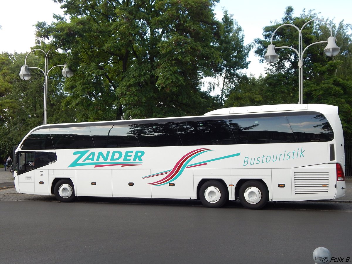 Neoplan Cityliner von Zander aus Deutschland in Berlin am 09.06.2016