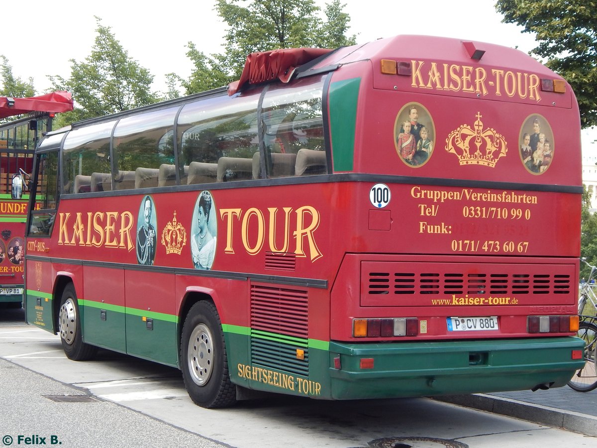 Neoplan Jetliner von Kaiser-Tour aus Deutschland in Potsdam am 24.08.2015