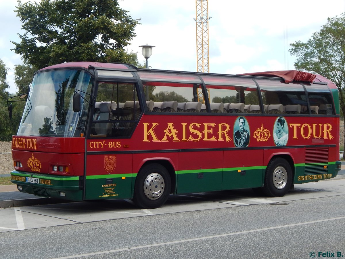 Neoplan Jetliner von Kaiser-Tour aus Deutschland in Potsdam am 24.08.2015