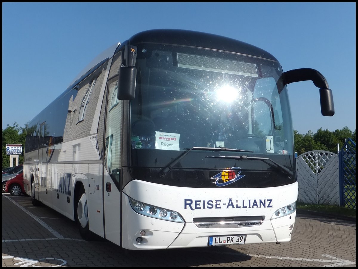 Neoplan Jetliner von Reise-Allianz/Meyering aus Deutschland in Sassnitz am 22.05.2014