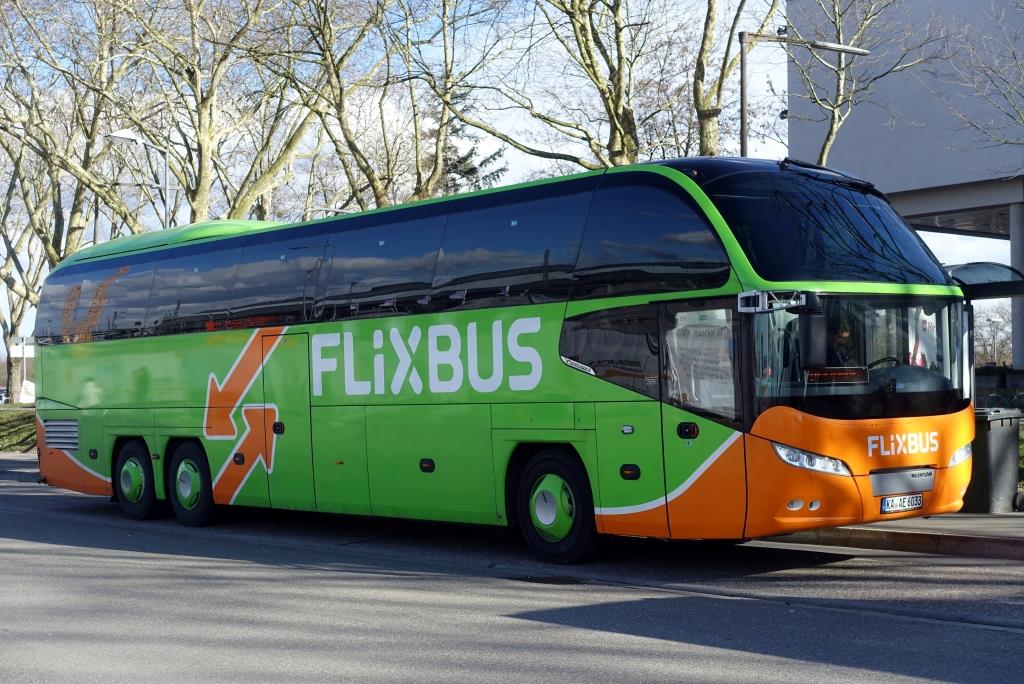 Neoplan N 1218 L Cityliner  Flixbus - Werner , Karlsruhe HBf/ZOB 08.03.2018