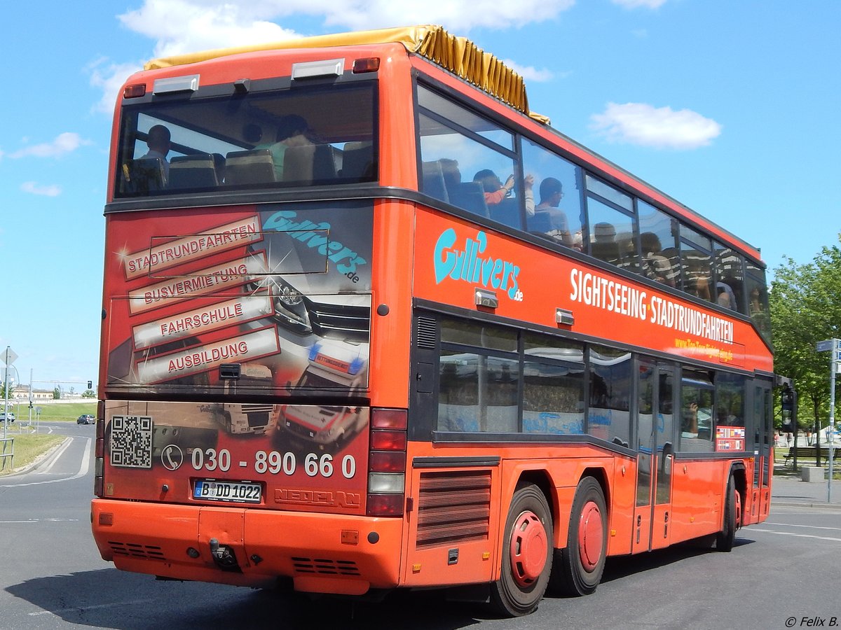 Neoplan N4026/3 von Gullivers aus Deutschland in Berlin am 11.06.2016