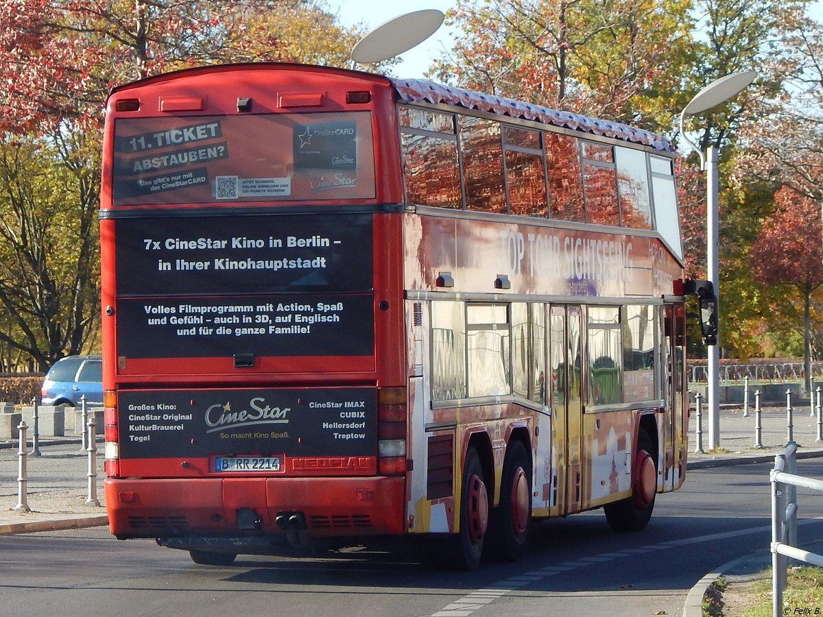 Neoplan N4026/3 von VIP Bus Connection aus Deutschland in Berlin am 31.10.2018