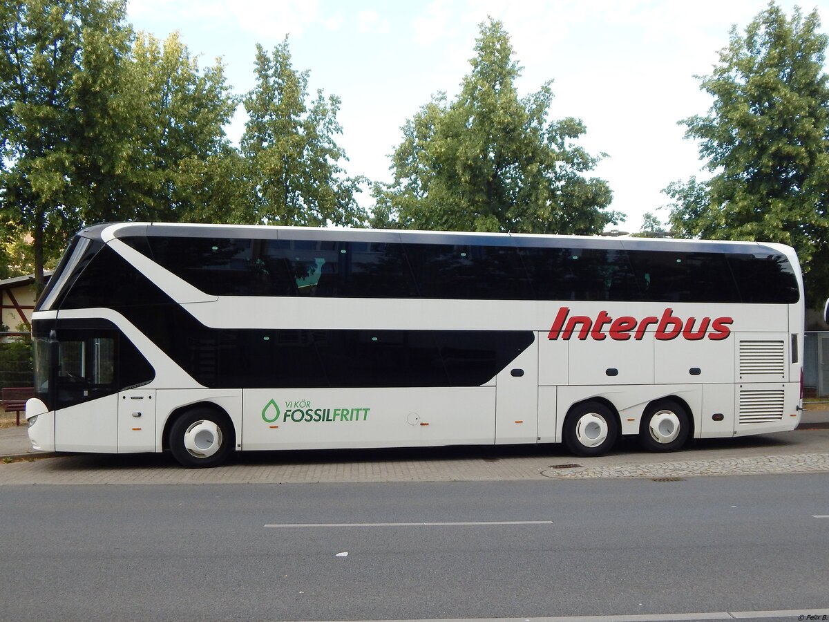 Neoplan Skyliner von Interbus aus Schweden in Neubrandenburg am 10.07.2019