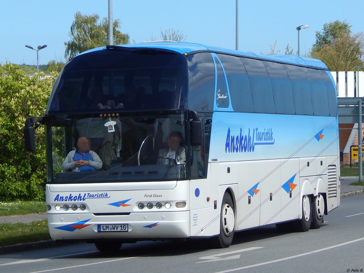 Neoplan Starliner von Anskohl Touristik (ex Eberhardt) aus Deutschland im Stadthafen Sassnitz am 14.05.2015