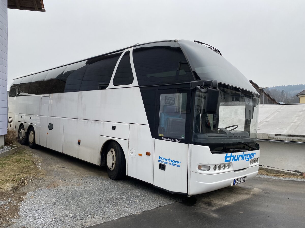 Neoplan Starliner vom Busunternehmen Thuringer aus Freyung, März 2021